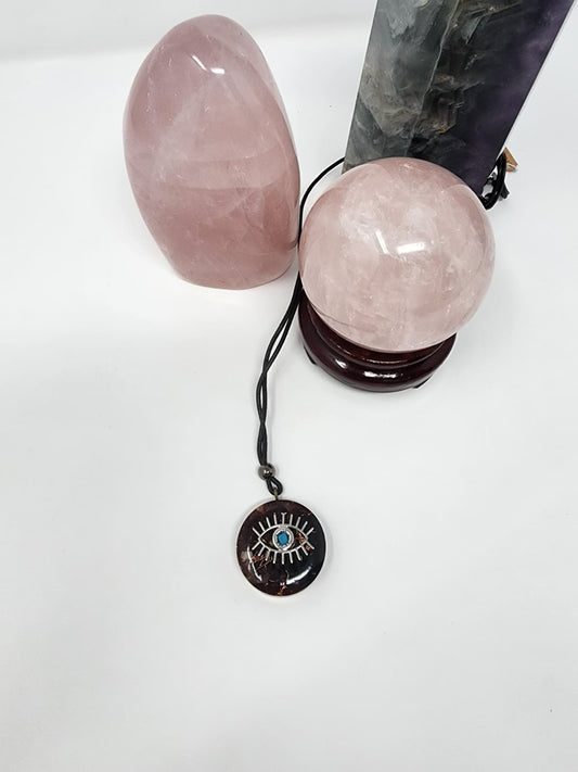 Black and white Ying Yang, shungite, howlite